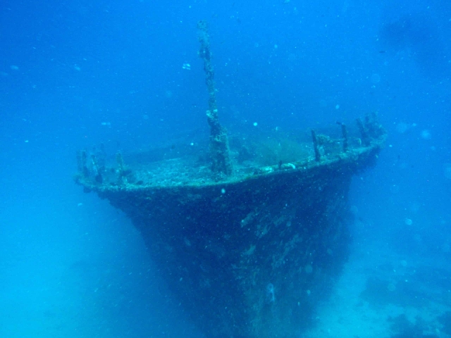This a Wreck, diving review in Maldives