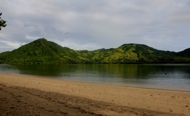 bay-tranquility-lombok-belongas