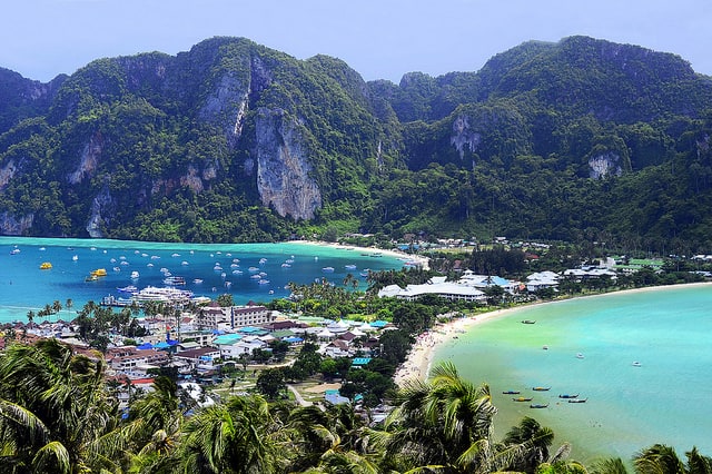 picture of koh phi phi beach