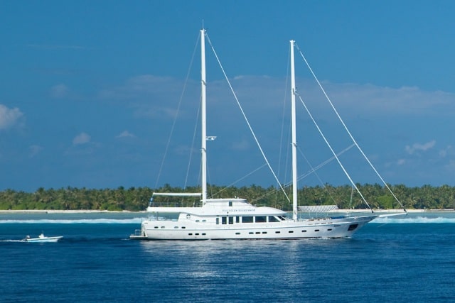 luxury liveaboard in the maldives