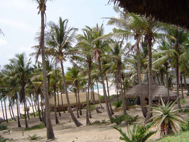 jangamo-bay-beach-mozambique