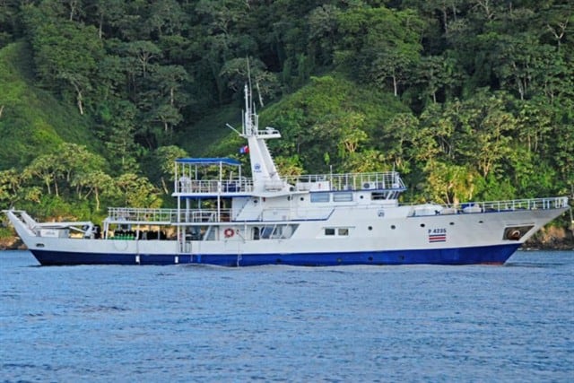 this is a reviews of the okeanos aggressor diving liveaboard in coco