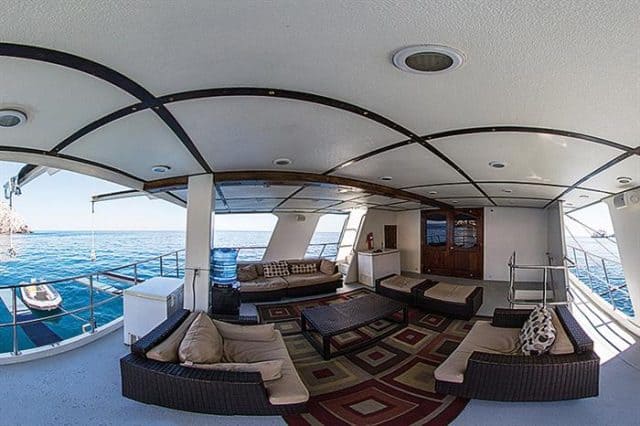 outdoor lounge rocio del mar liveaboard diving mexico 