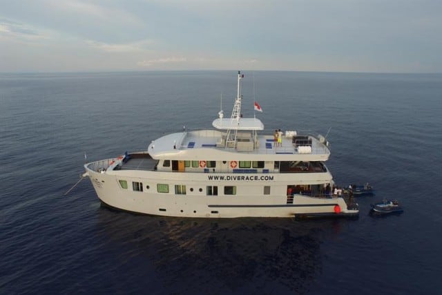 MV Diverace Class E Luxury Liveaboard Similan Islands