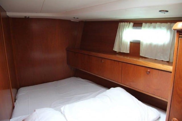 vision iii double cabin liveaboard review