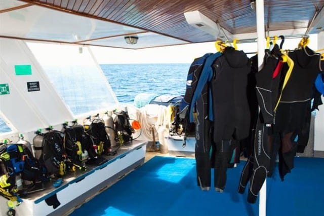 mv galapagos aggressor III dive deck 2 liveaboard review