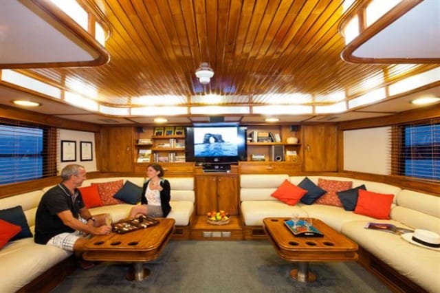 mv galapagos aggressor III salon liveaboard review