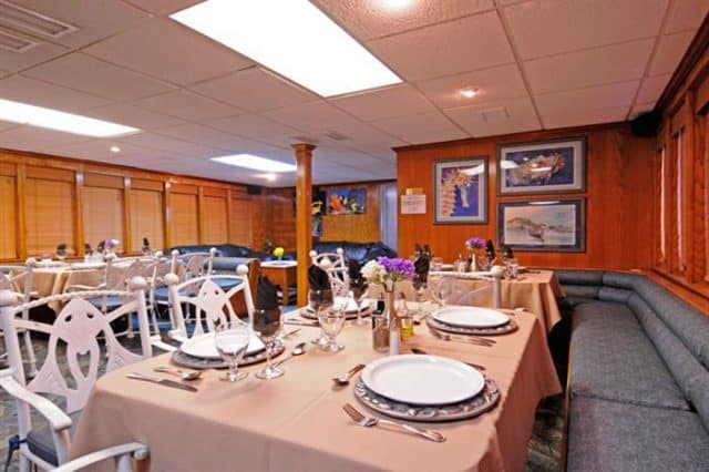 mv okeanos aggressor ii dining area liveaboard review