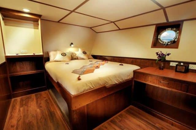 mv black manta ensuite cabins 7&8 liveaboard review