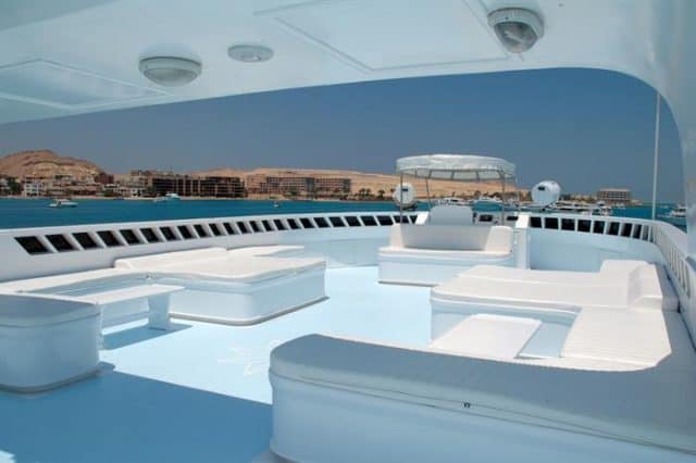 sundeck blue horizon liveaboard red sea diving cruise