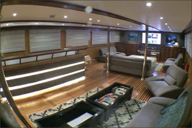 lounge blue voyager liveaboard maldives