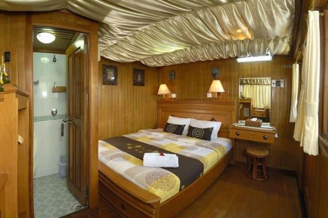 cabin sea safari 6 liveaboard diving indonesia raja ampat