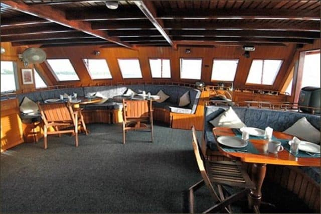 dining room sea spirit liveaboard maldives 