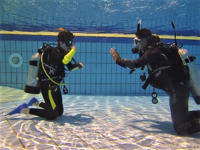 solo diving diver scuba certification